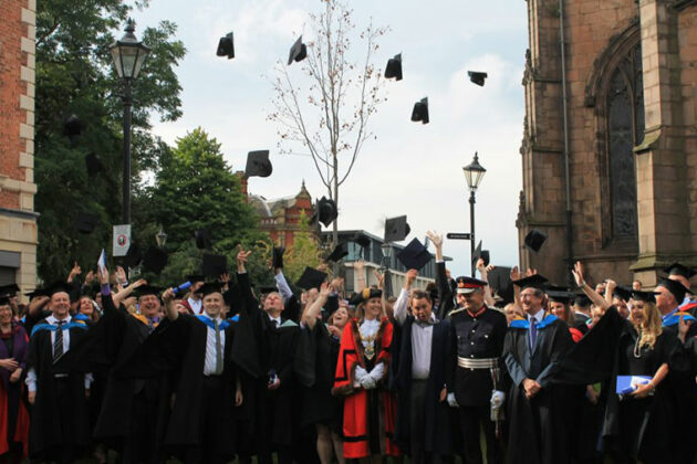 Image of the HE graduation in 2016