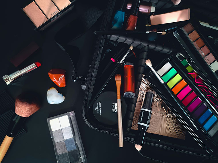 Make up and make up brushes