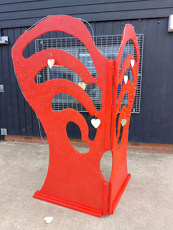 Ben's sculpture at the NHS Autumn Memory Walk 2025